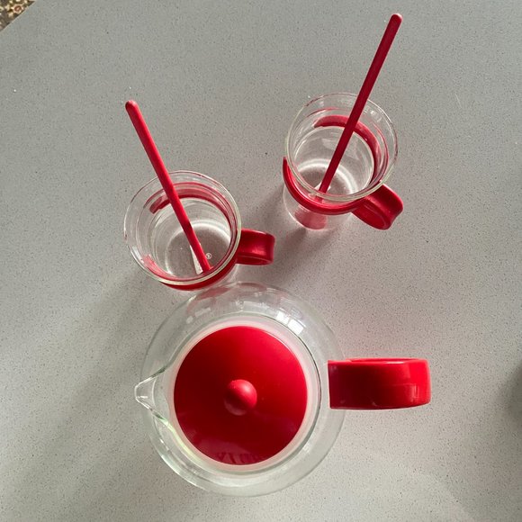 Bodum 70 Year Anniversary ASSAM Tea Set - Red - Picture 4 of 4